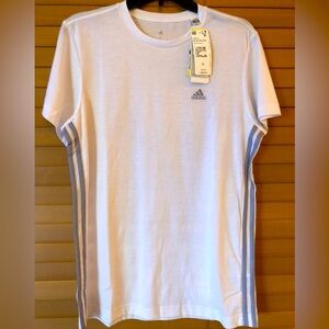 ADIDAS AEROREADY NWT WOMEN LOOSE FIT BREATHABLE ATHLETIC T-SHIRT SHORT SLEEVES